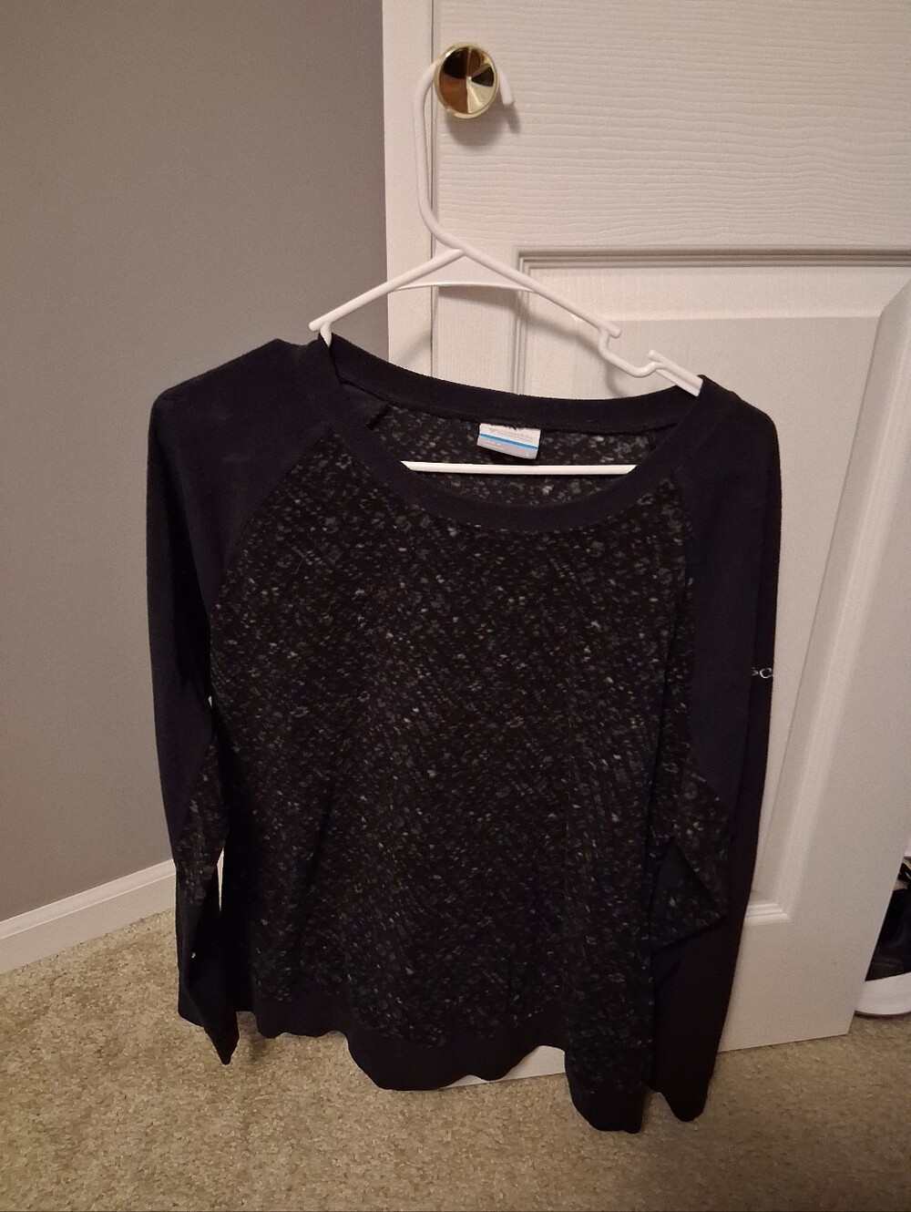 Women's Columbia fleece long sleeve shirt